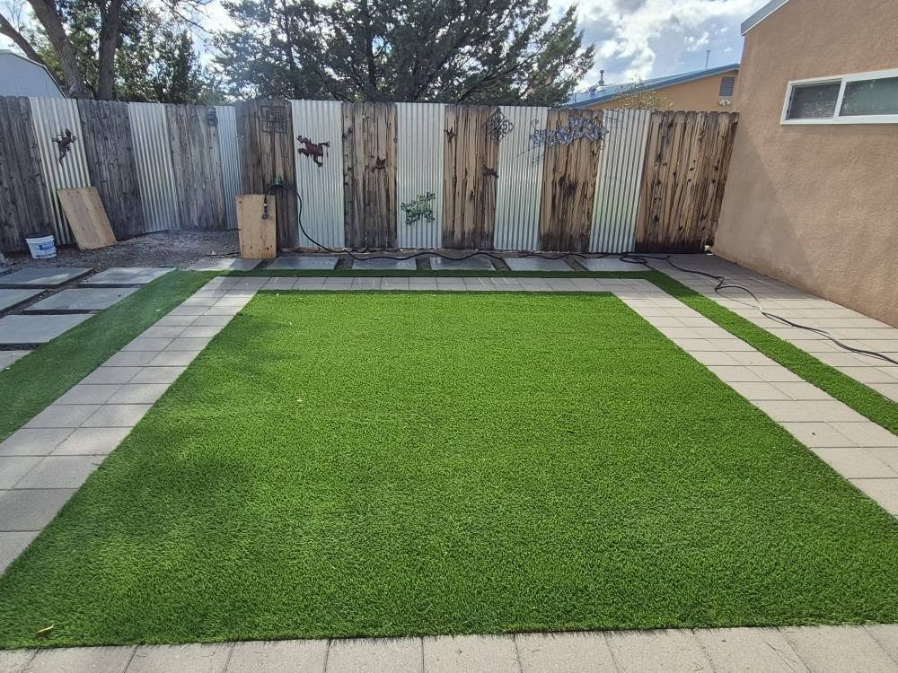 Low maintenance pet turf in Albuquerque, NM